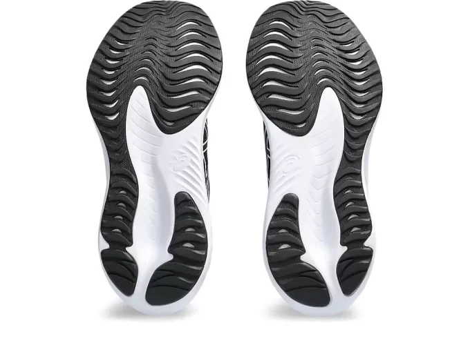 GEL-EXCITE 10  WIDE ROAD TESTED