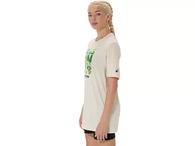 UNISEX ASICS RUN OUTSIDE CLUB SHORT SLEEVE TEE UNISEX ASICS RUN OUTSIDE CLUB SHORT SLEEVE TEE
